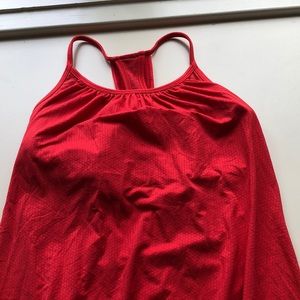 red lulu tank top